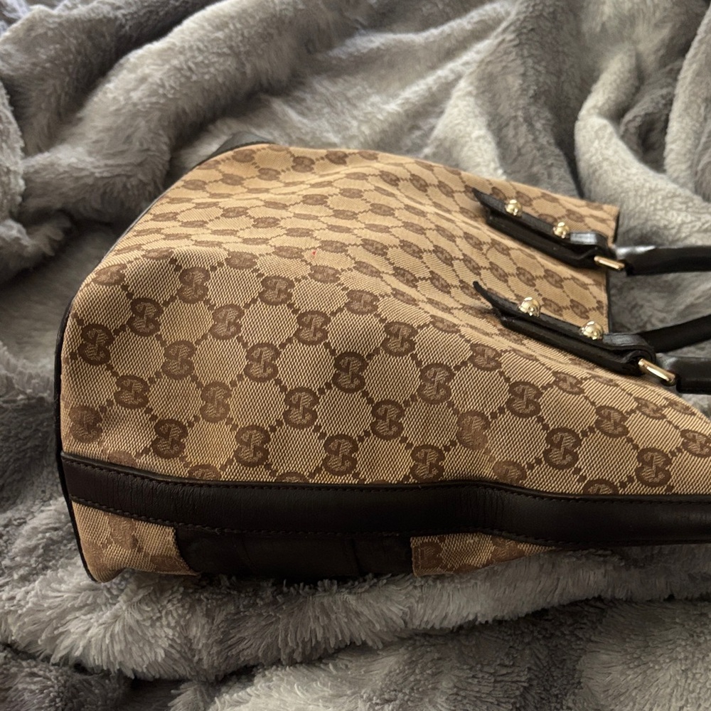Gucci Tan and Black Signature Tote - Picture 6 of 12